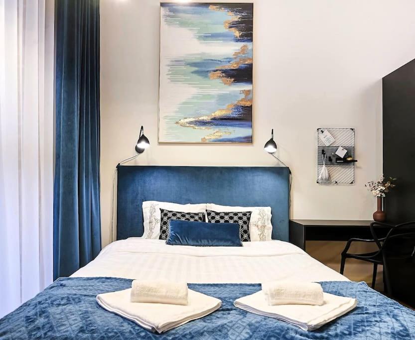 Urban-Glam City Centre Studio With A Gym And Terrace Reval Esterno foto