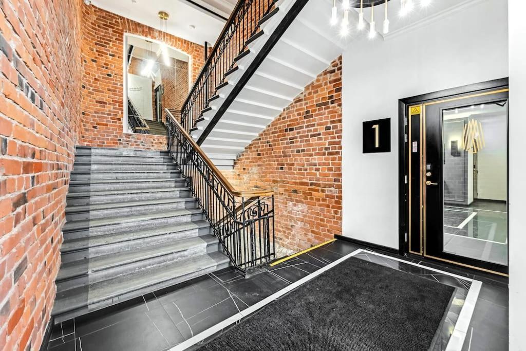 Urban-Glam City Centre Studio With A Gym And Terrace Reval Esterno foto