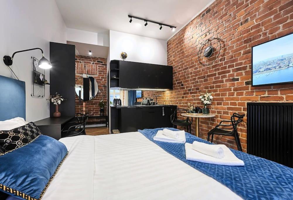 Urban-Glam City Centre Studio With A Gym And Terrace Reval Esterno foto