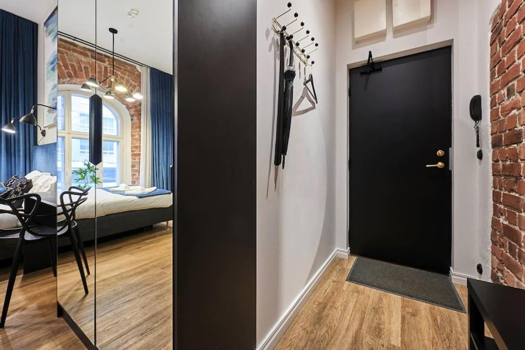 Urban-Glam City Centre Studio With A Gym And Terrace Reval Esterno foto