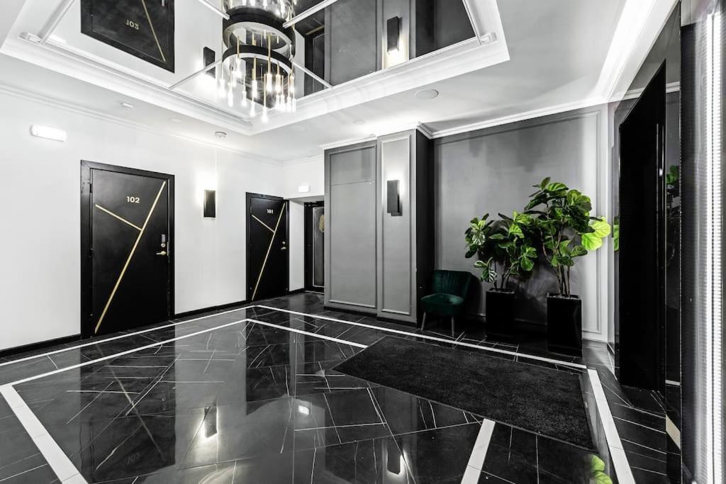 Urban-Glam City Centre Studio With A Gym And Terrace Reval Esterno foto